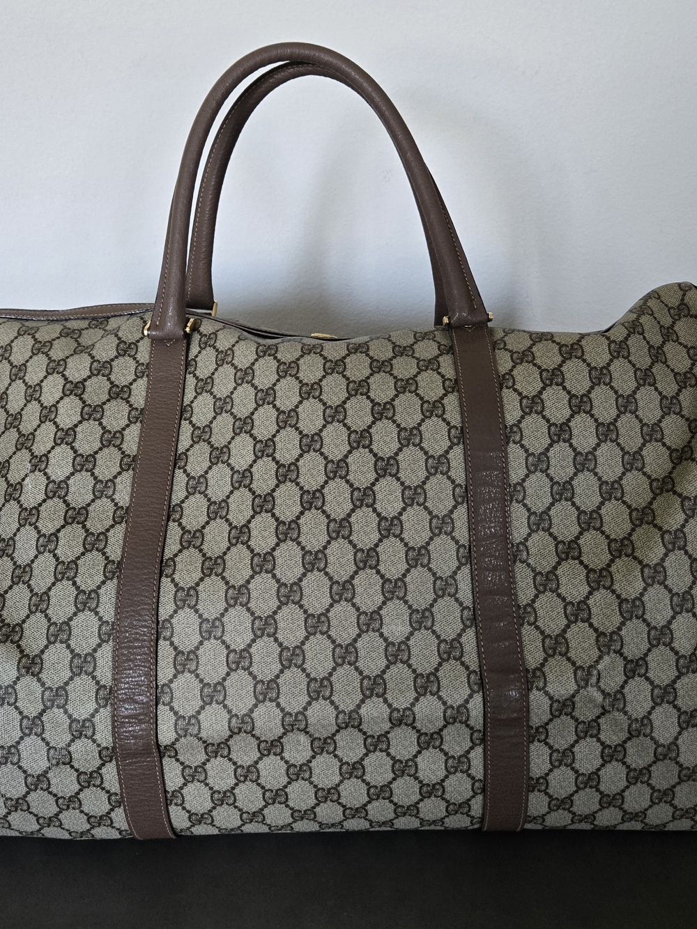 Gucci Brown GG Supreme Canvas Duffle Bag Size 55 With Strap - Picture 3 of 5